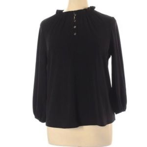 Cute ruffled long sleeve black top! XL